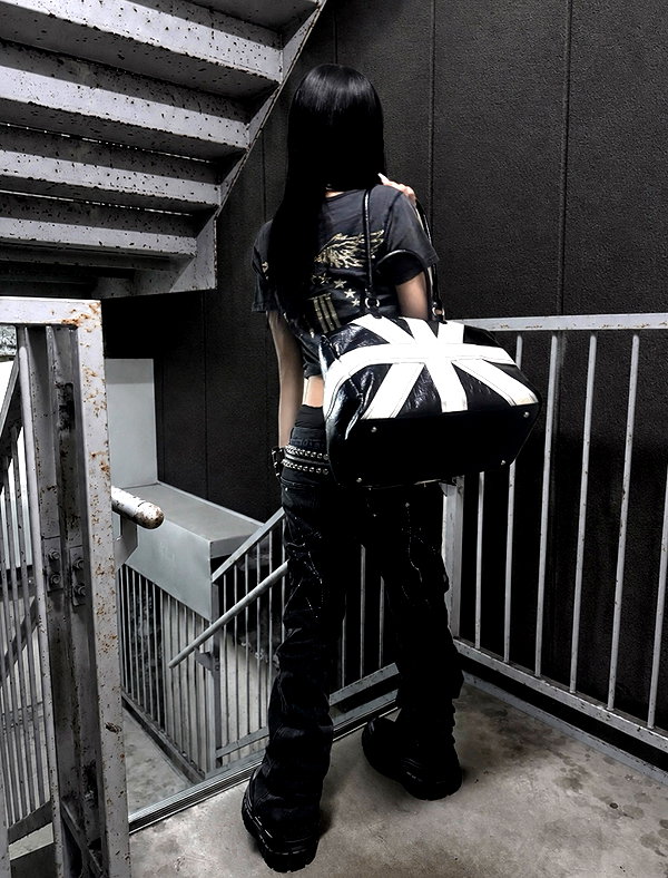 9unxx7 instagram image archive image