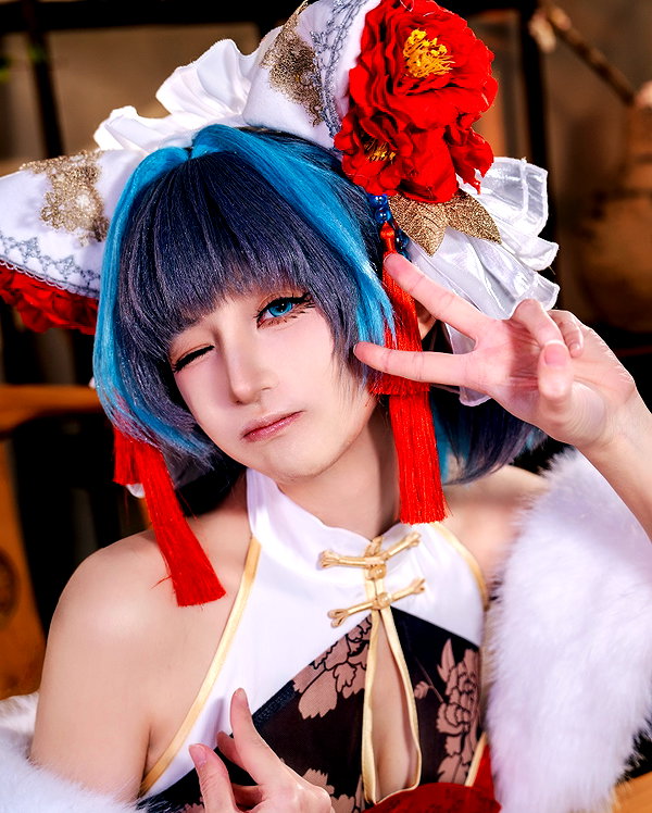 miee_cos instagram image archive image