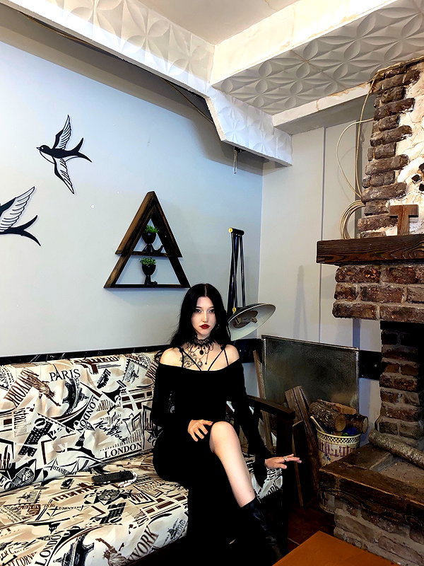 madamist_ instagram image archive image