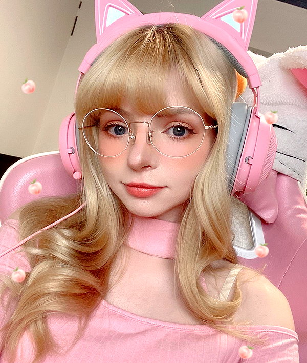 peachmilky_ instagram image archive image
