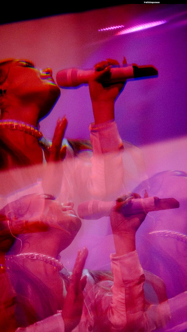 arianagrande instagram image archive image