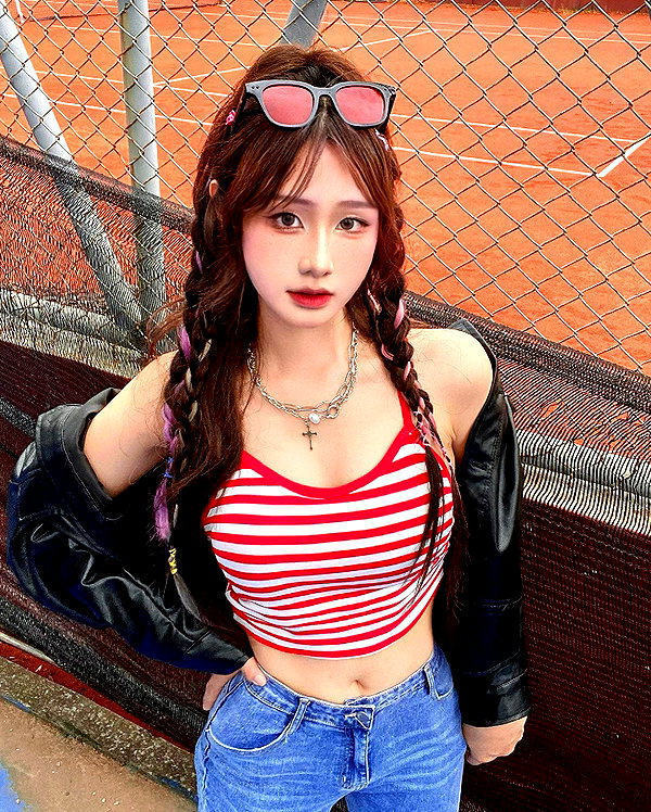 lai_931201 instagram image archive image