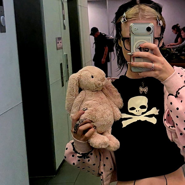 goawayapologygrl instagram image archive image