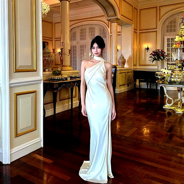 lyhythuedoxinh instagram image archive image