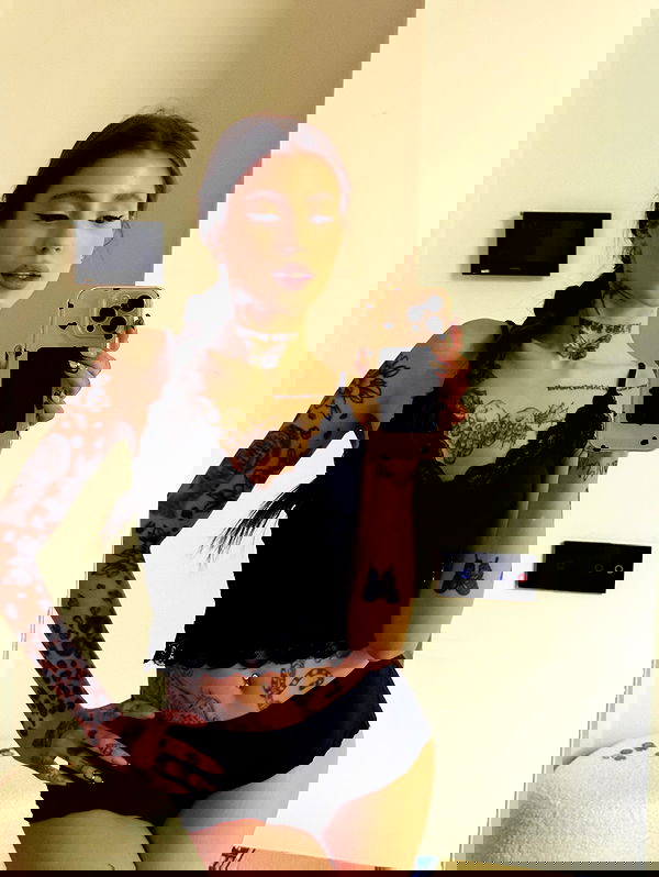 meleeva meleeva archive image