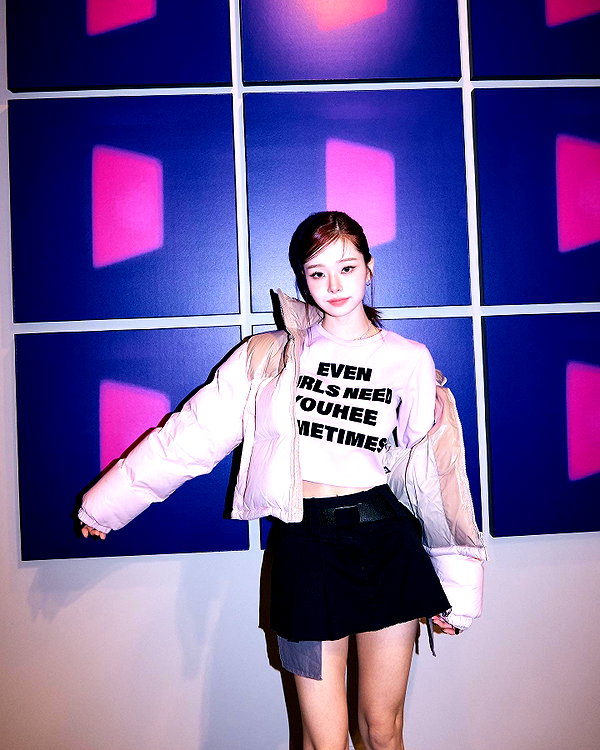 dear.zia instagram image archive image