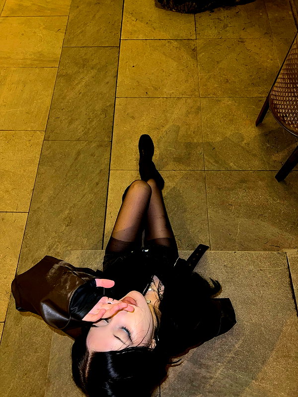 madamist_ instagram image archive image