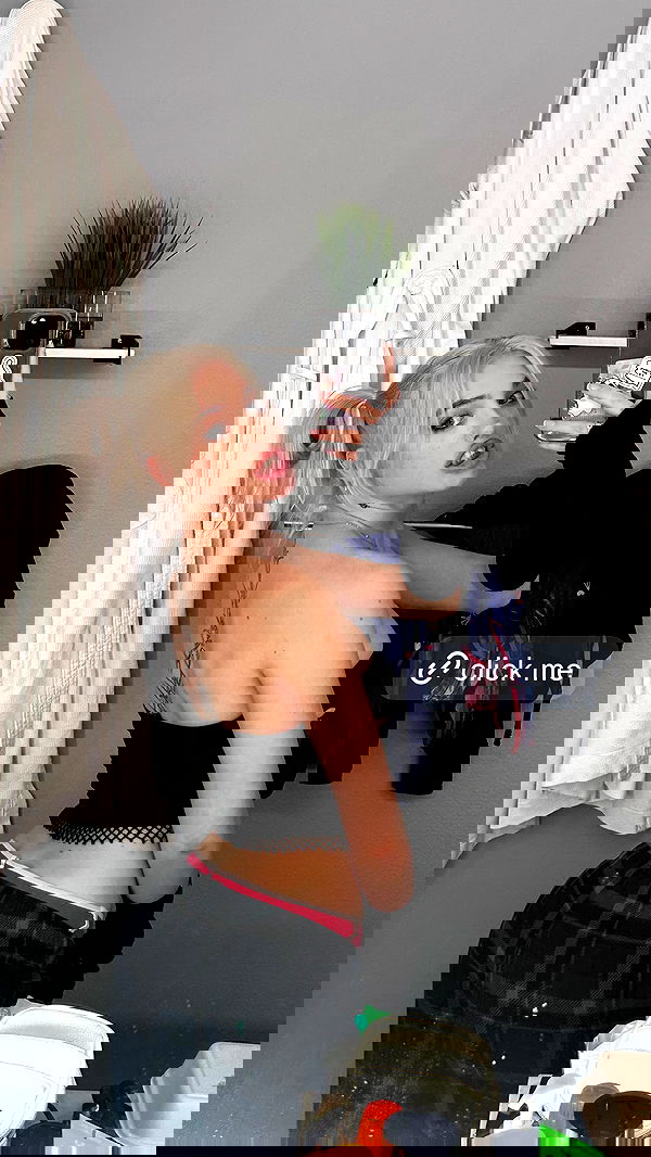 alexandramarianna alexandramarianna archive image