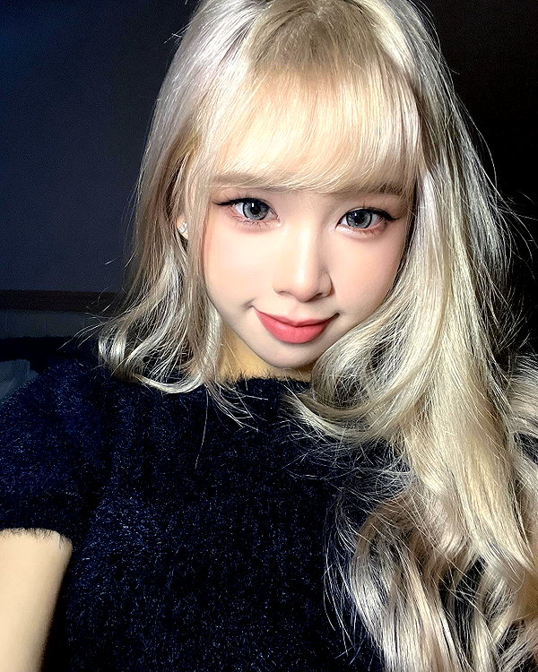 e.shao_417 instagram image archive image