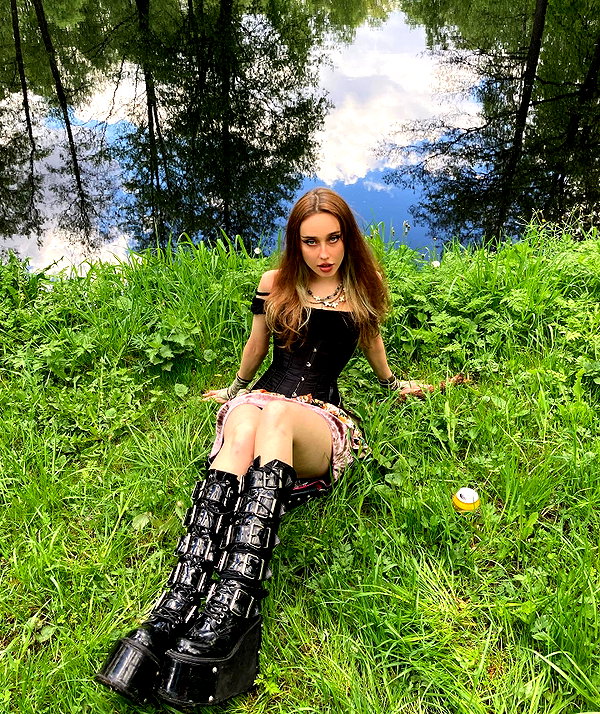 leanxhrt instagram image archive image