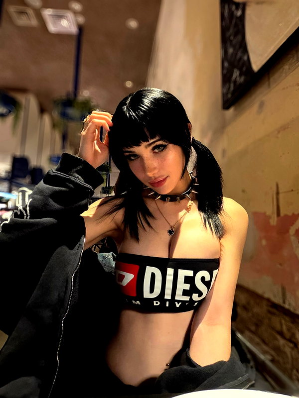 nicoleponyxo instagram image archive image