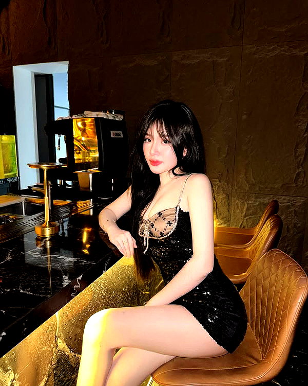 lyhythuedoxinh instagram image archive image