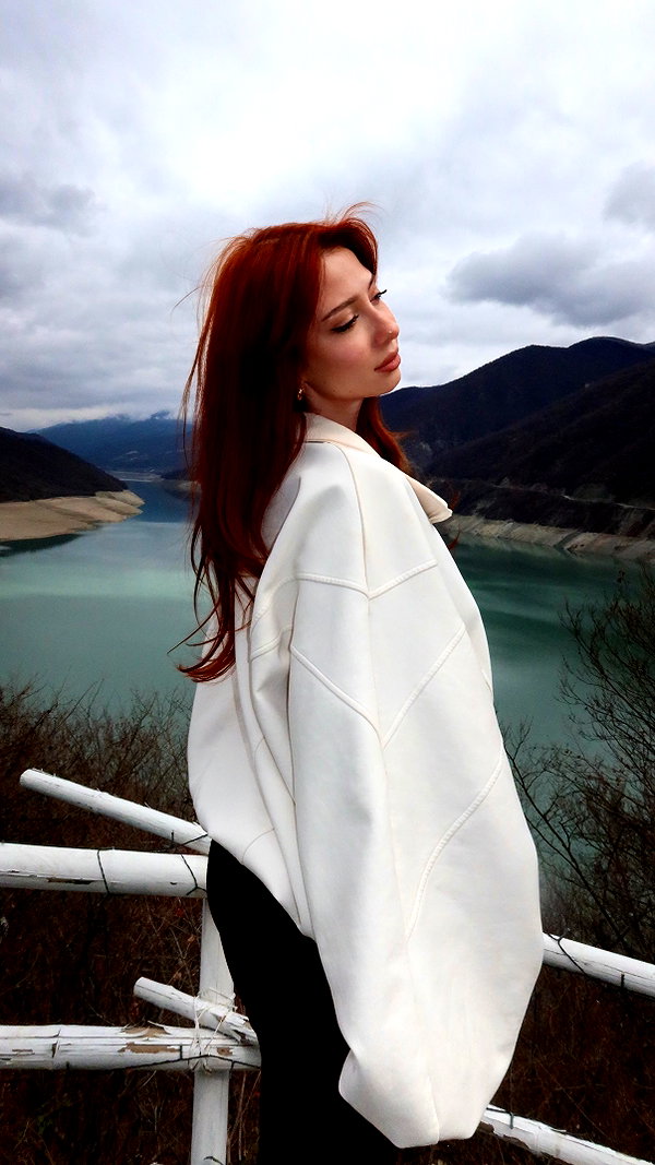 liiin.sun instagram image archive image
