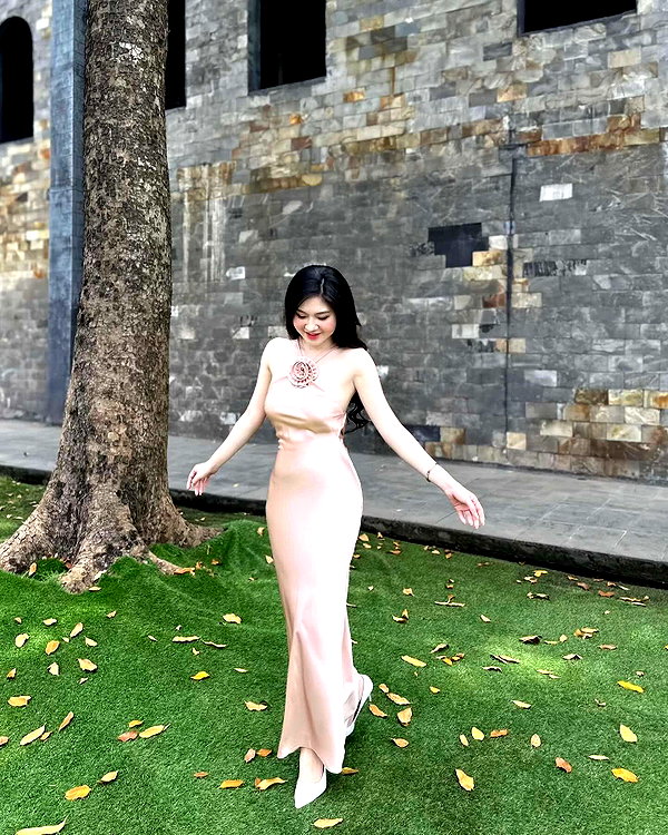 lyhythuedoxinh instagram image archive image