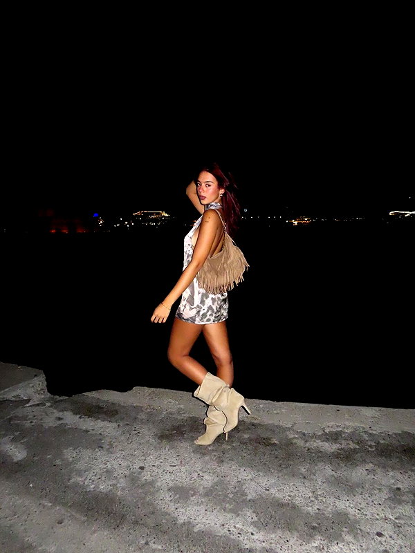 agamohanaa instagram image archive image