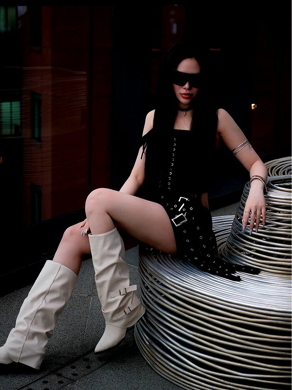 lyhythuedoxinh instagram image archive image