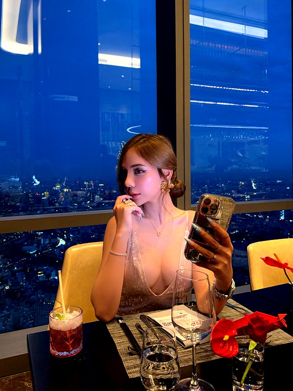lyhythuedoxinh instagram image archive image