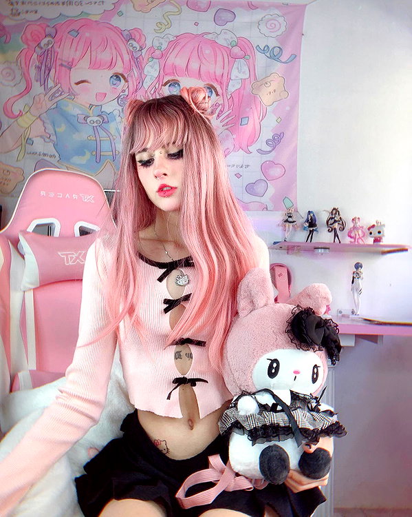 jadelaverne instagram image archive image