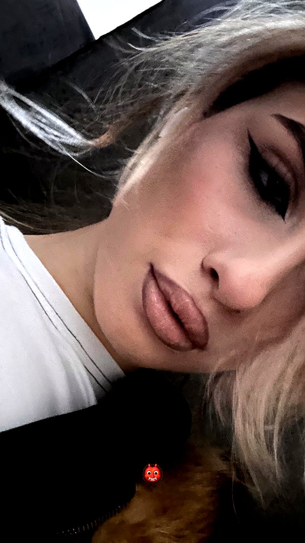 kkwwwv instagram image archive image