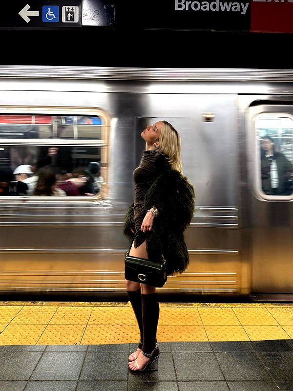 girlcalledluca instagram image archive image