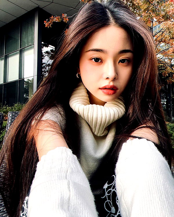 dear.zia instagram image archive image