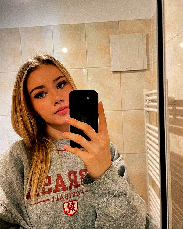 lilih instagram image archive image