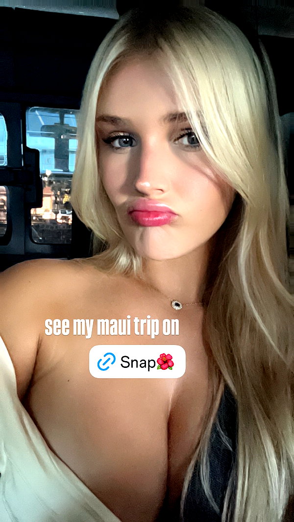 allie_dunn instagram image archive image