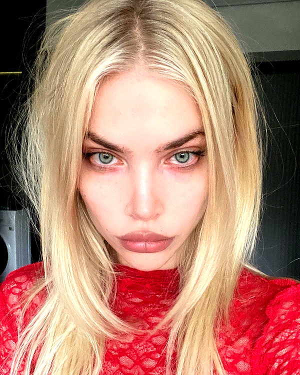 anya4everr instagram image archive image