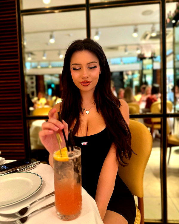 cherrycatxox instagram image archive image