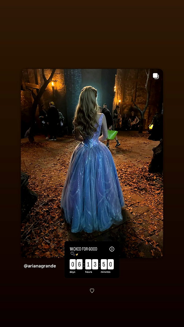 arianagrande instagram image archive image