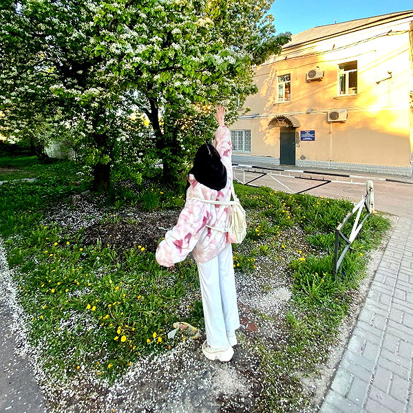 llofreaki instagram image archive image