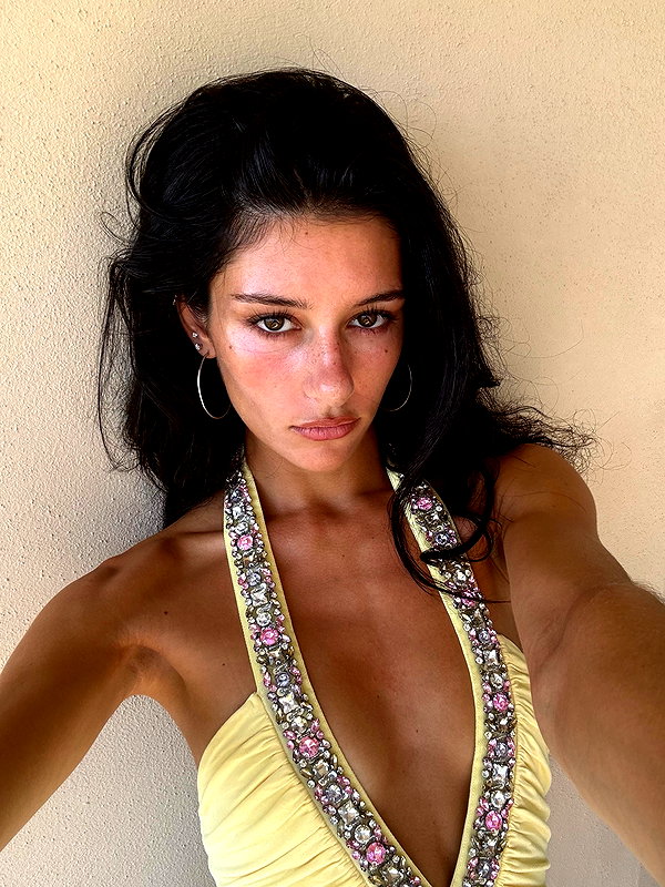 reneeebeller instagram image archive image