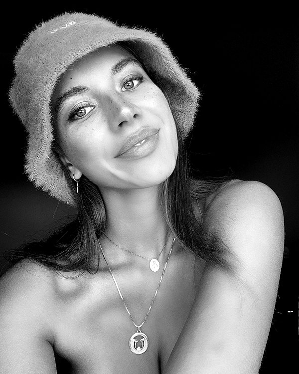 pia__kim instagram image archive image