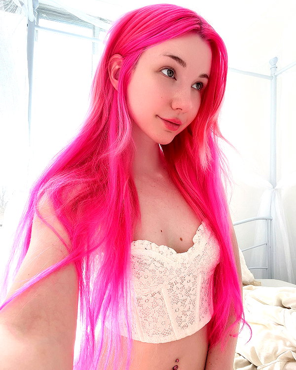 danielle.mercedie instagram image archive image