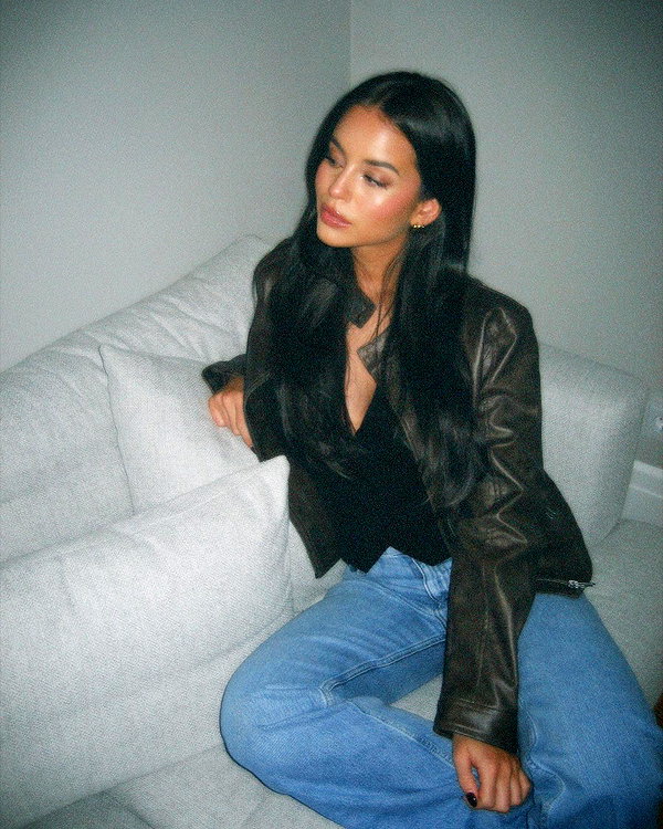 zoeliss instagram image archive image
