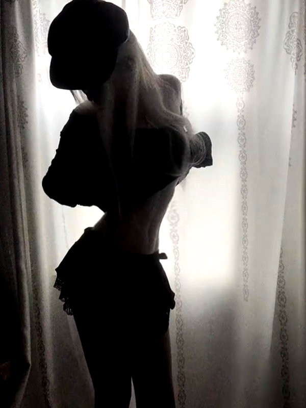 emeurie instagram image archive image