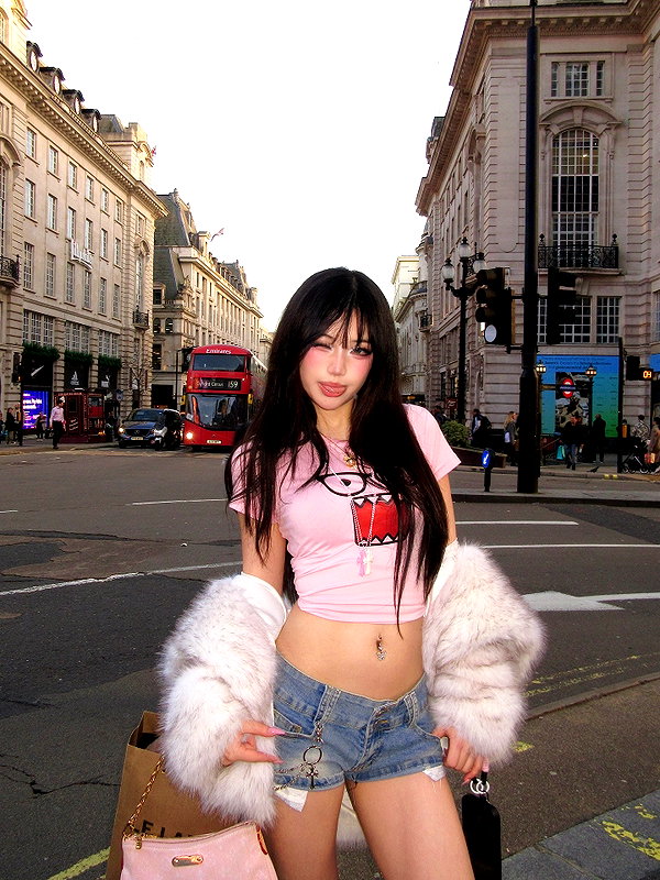 joycee.e instagram image archive image