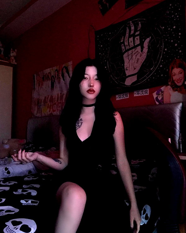madamist_ instagram image archive image