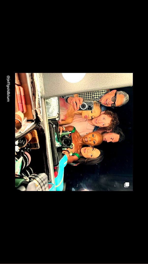 arianagrande instagram image archive image