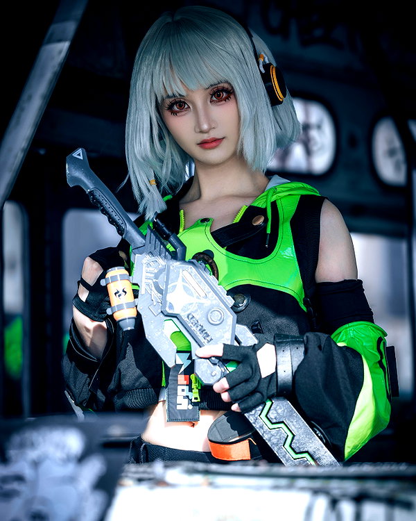miee_cos instagram image archive image