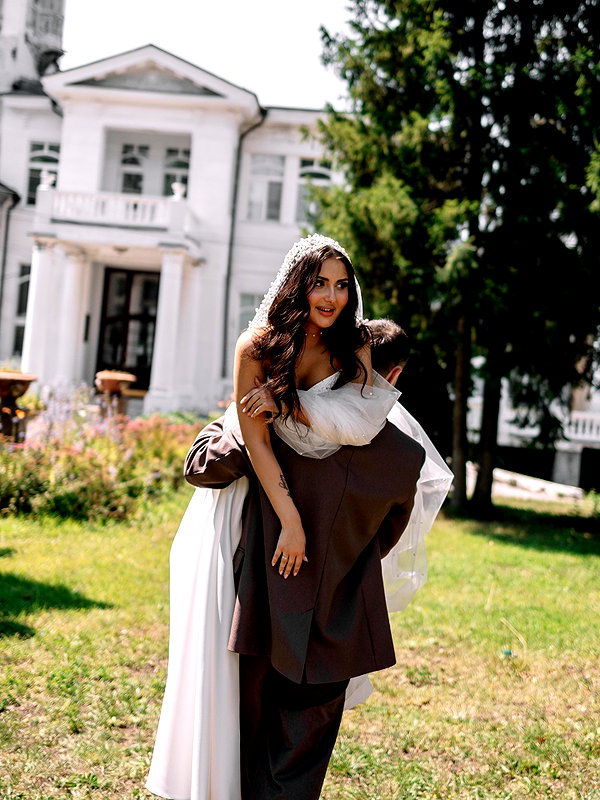 alishevs instagram image archive image
