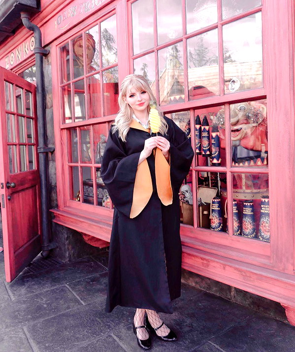 peachmilky_ instagram image archive image