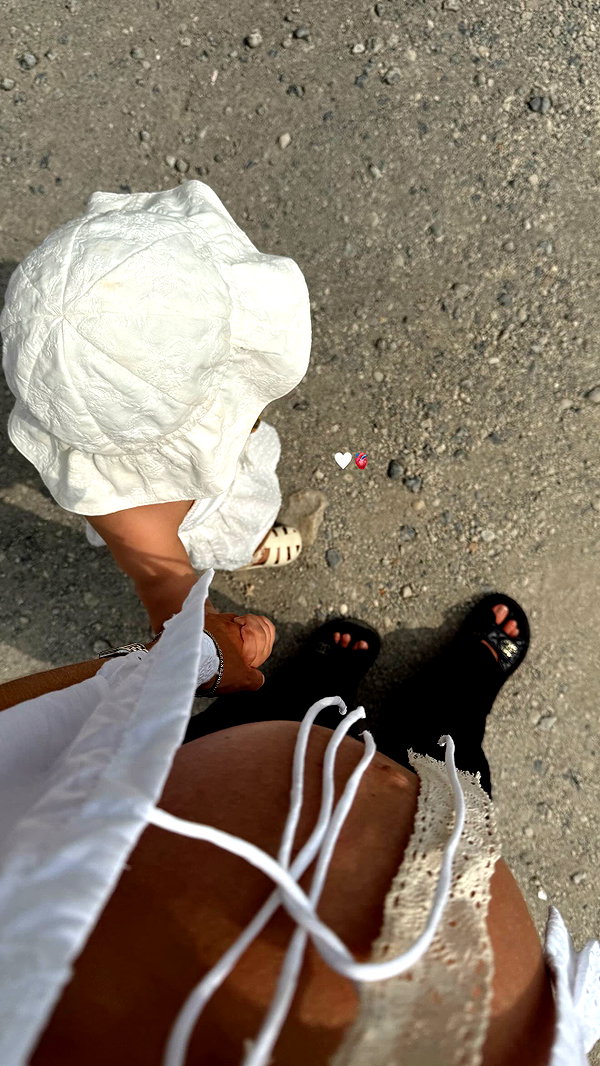 barzomer instagram image archive image