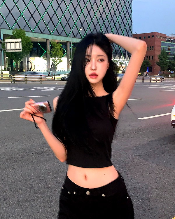 daxbin instagram image archive image