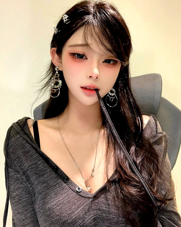 yingyinng_ instagram image archive image