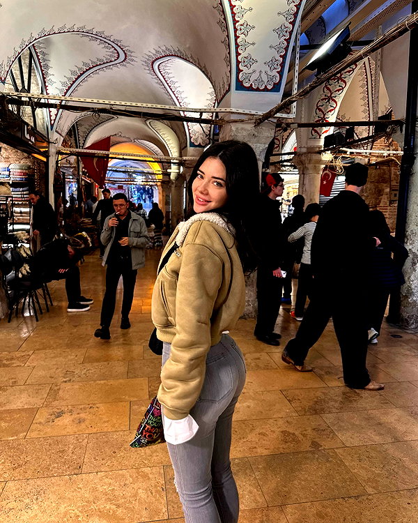 vanessa.rhd instagram image archive image