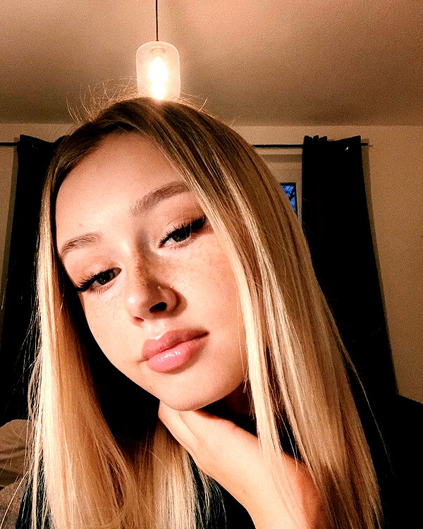 lilih instagram image archive image