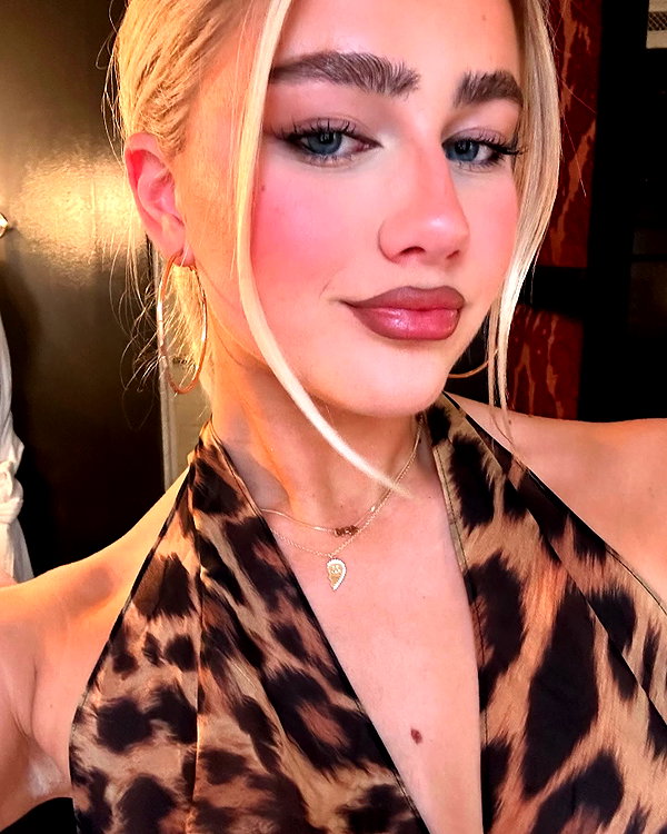 sophadophaa_ instagram image archive image