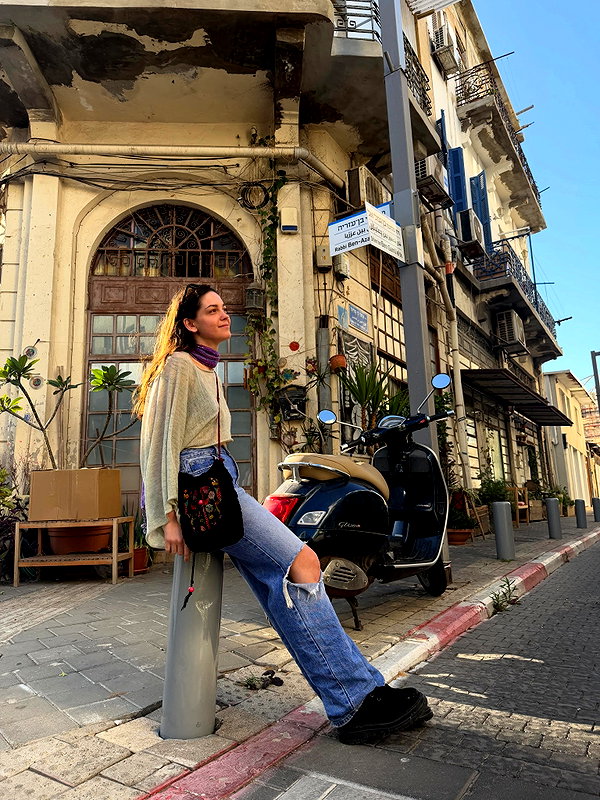 eva_romanovski instagram image archive image