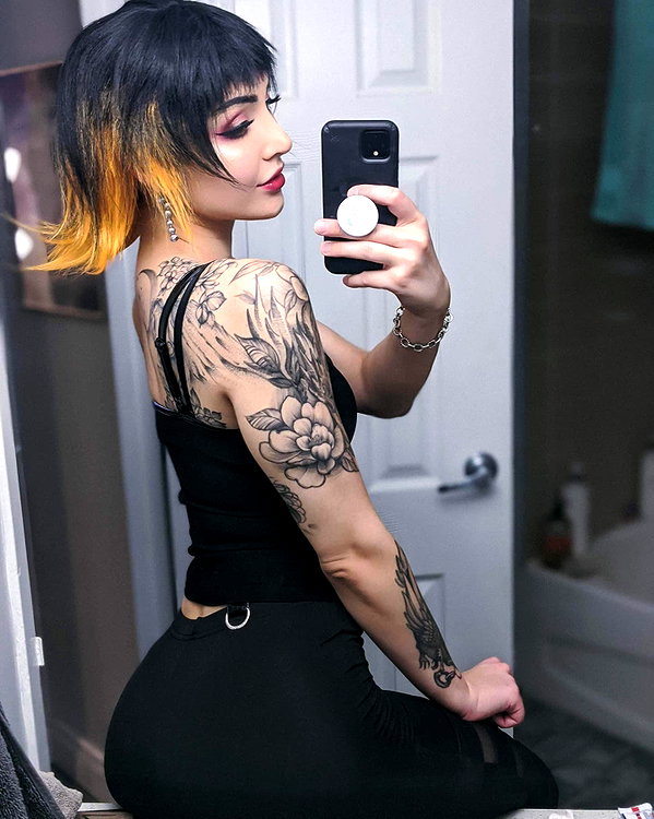 luxlo.xo instagram image archive image